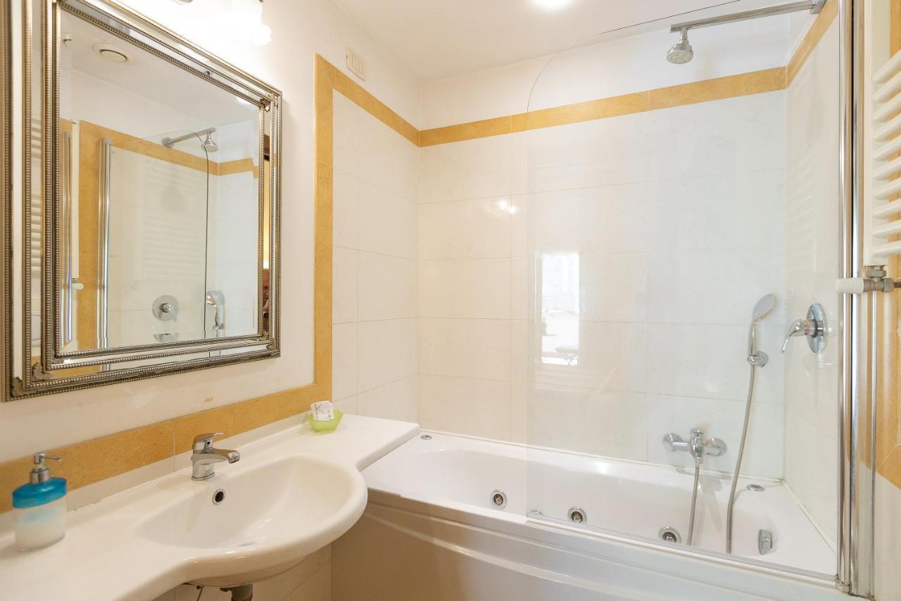 Internouno Deluxe Otel Roma Dış mekan fotoğraf